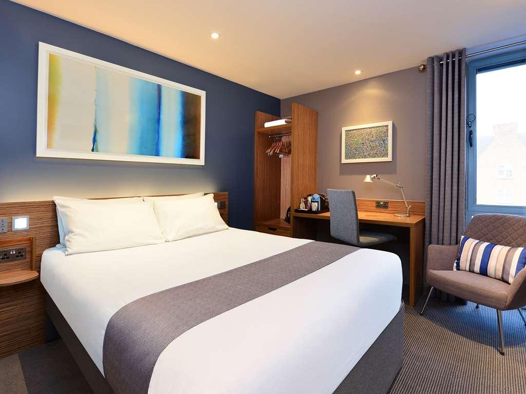 Travelodge London 일링 객실 사진