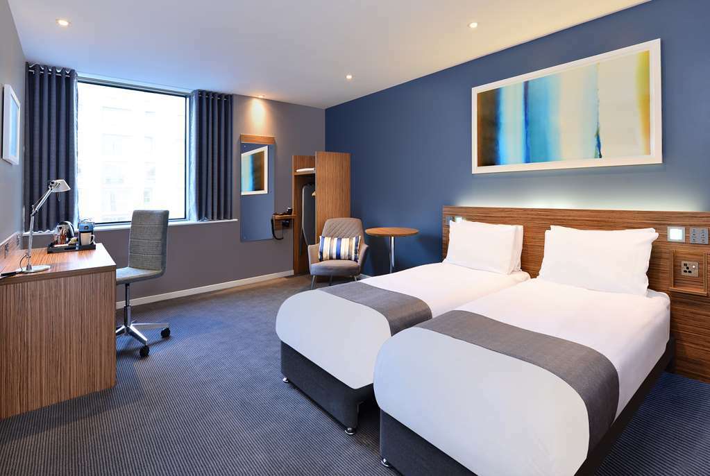 Travelodge London 일링 객실 사진